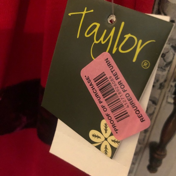 Taylor(Dillards) Perfect ❤️ Dress Velvet Trim Crepe Sheath Dress in Scarlet RED - Picture 7 of 8